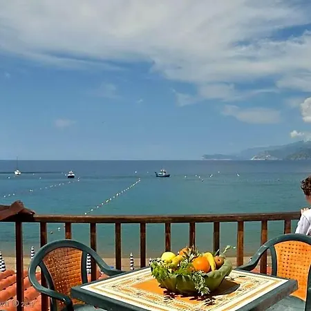 Stella Maris Hotel 3*