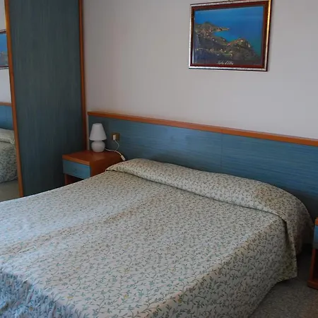 מלון Stella Maris